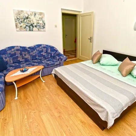 Apartment Ljubica Center *