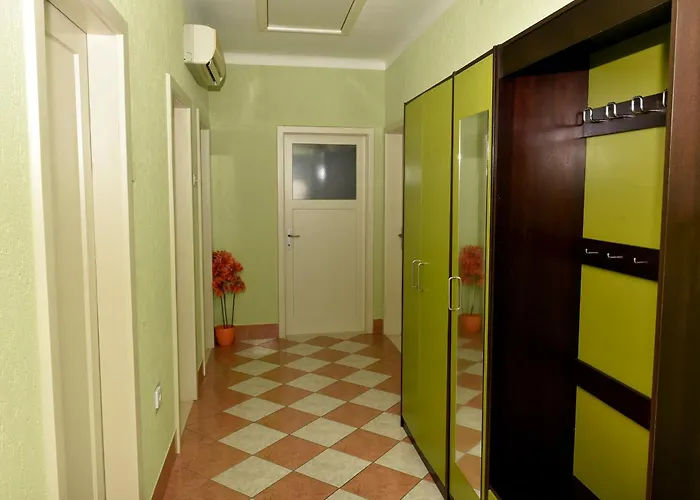 Ljubica Center Apartament *