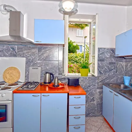 Ljubica Center Apartman *